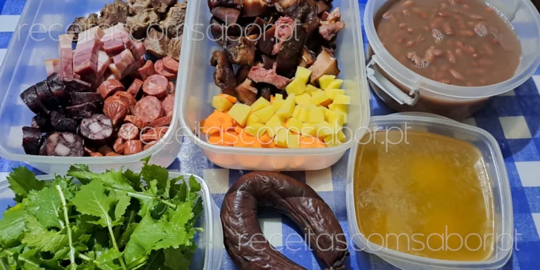 Feijão vermelho com orelheira fumada e grelos