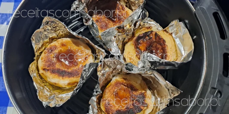 Maça assada na airfryer com vinho do porto